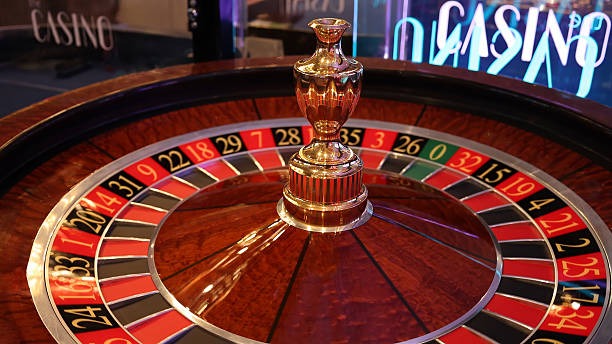 Sweet Bonanza slot game interface showing bonus round trigger